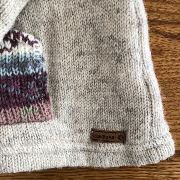 Wool Jacket with Hood - Picture 5 of 6